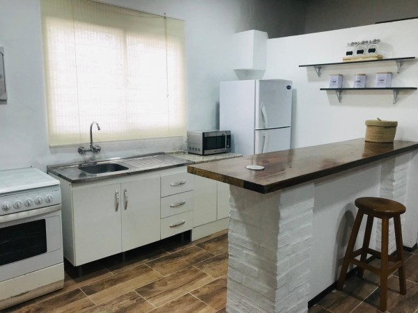 BALNEARIO BUENOS AIRES, 3 dormitorios con piscina y apartamento visitas