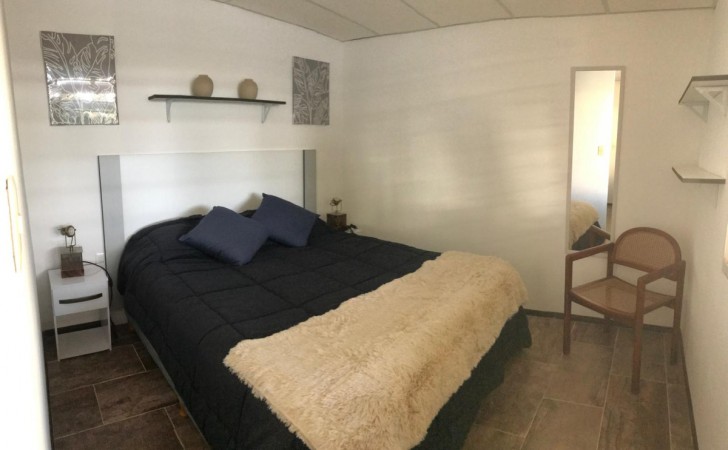 BALNEARIO BUENOS AIRES, 3 dormitorios con piscina y apartamento visitas