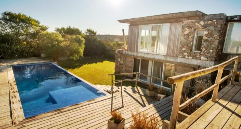 JOSE IGNACIO. Casa con vista a playa Brava y Mansa