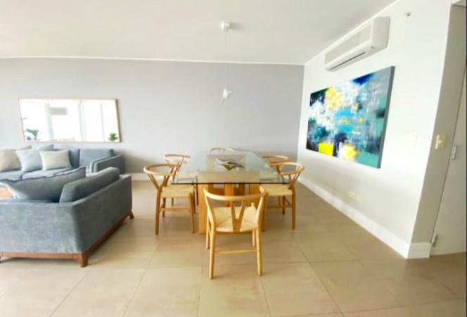 Le Parc I. 2 dormitorios en suite al mar