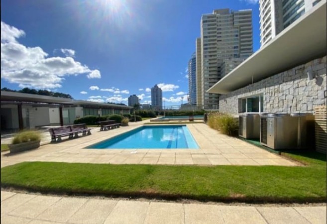 Le Parc I. 2 dormitorios en suite al mar