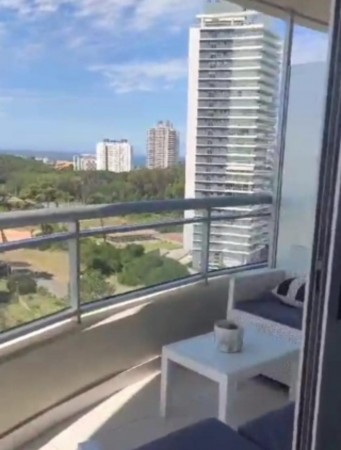 OCEAN DRIVE DOS, dos dormitorios Piso Alto