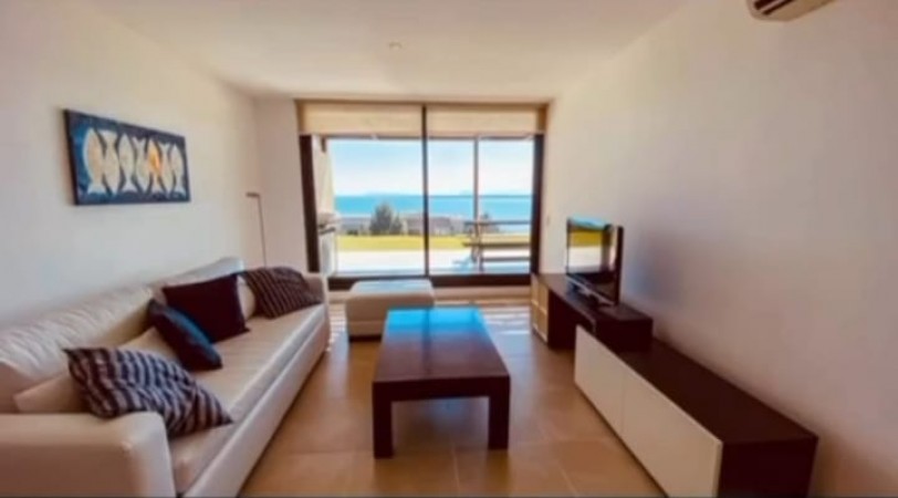 QUARTIER PUNTA BALLENA. 1 dormitorio vista al mar con parrillero