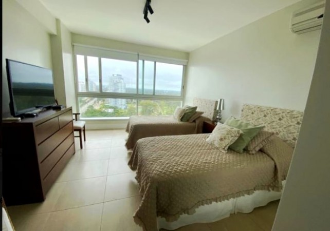 Le Parc I. 2 dormitorios en suite al mar