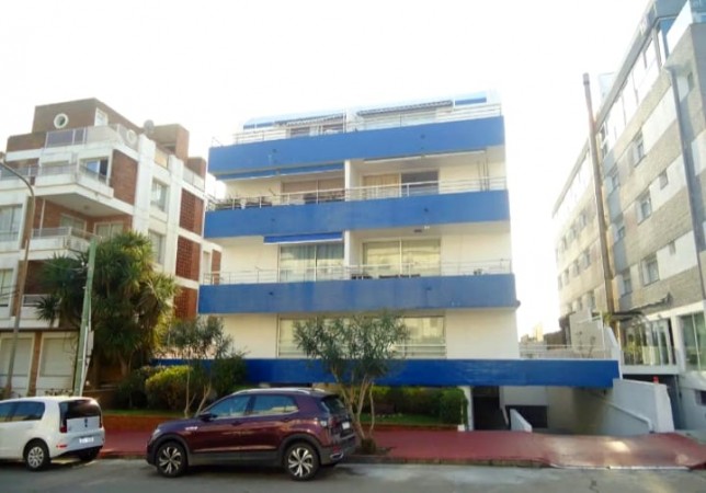 Península. Calle 18, 4 dormitorios