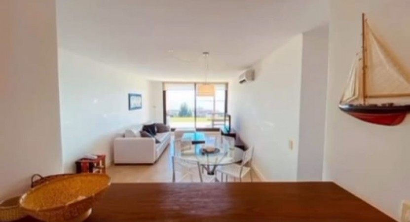 QUARTIER PUNTA BALLENA. 1 dormitorio vista al mar con parrillero