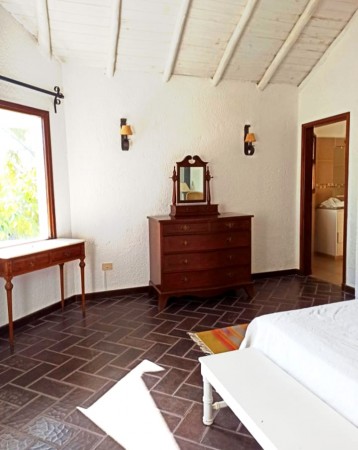 El Chorro, Manantiales. Casa de 5 dormitorios