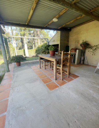 BALNEARIO BUENOS AIRES, CASA DE 3 DORMITORIOS CON JARDIN