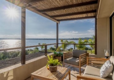 QUARTIER PUNTA BALLENA. 3 dormitorios con vista al mar